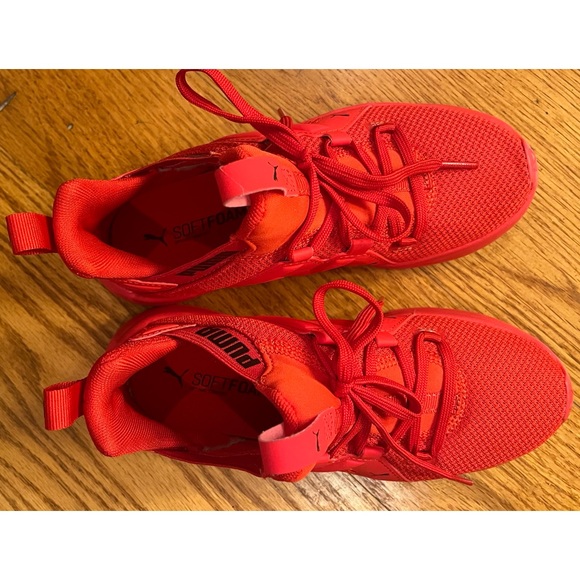 NWOT Puma Softfoam Sneakers, Red - Picture 2 of 5